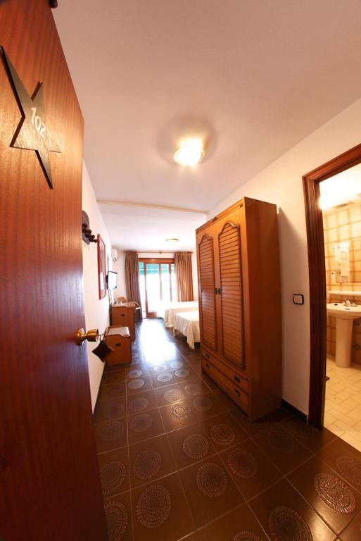 Bed & Breakfast Niagara Л'Алфас дел Пи Стая снимка
